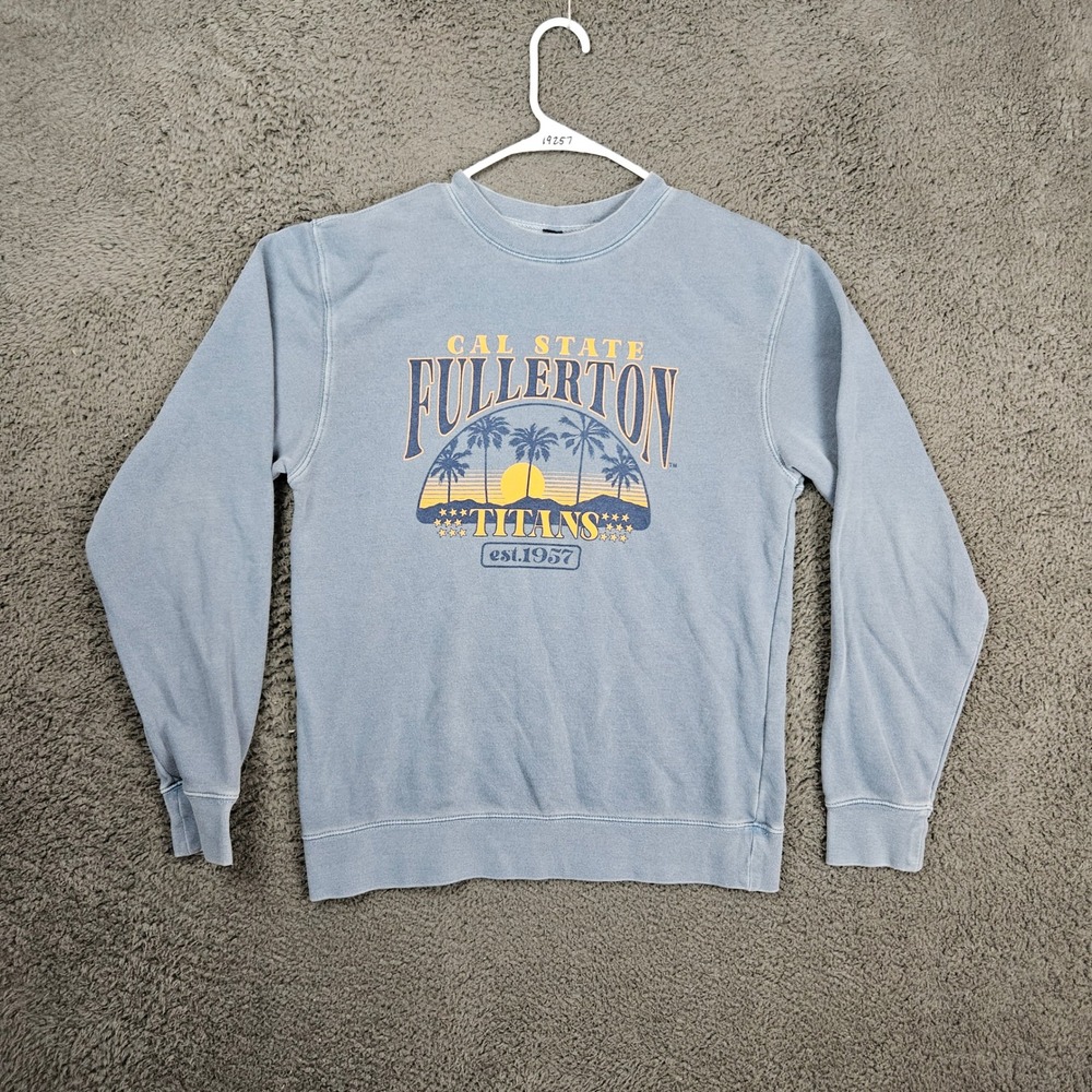 Cal State Fullerton Titans Blue Graphic Sweatshirt Mens Small‎